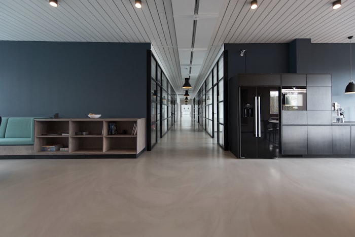 Trading office